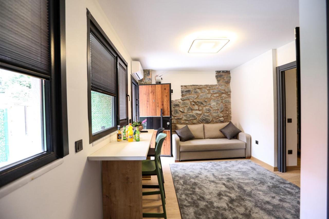 Mia Mia Suites Istanboel Buitenkant foto